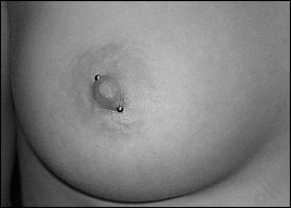 breast piercing, intimate piercing